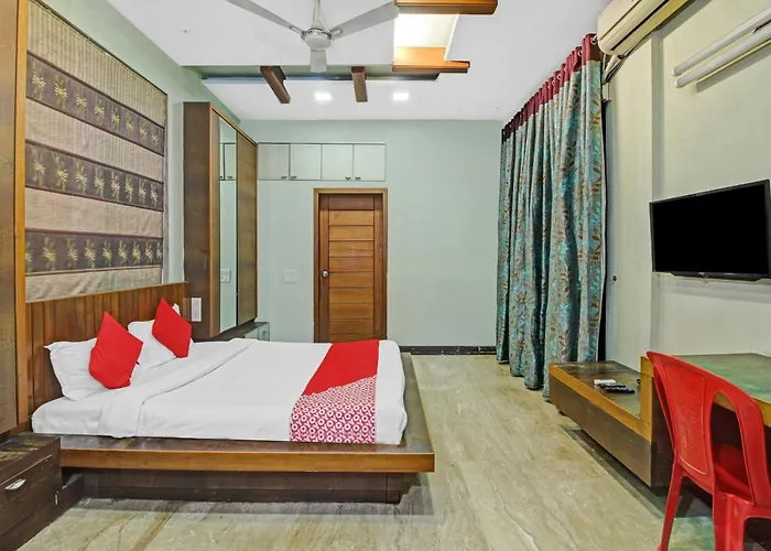 Hotel O Kalkaji Delhi